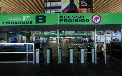 Transferência da rodoviária gera confusão, deixa passageiros desinformados e comerciantes no prejuízo