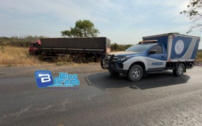 Acidente na BR-242: colisão entre carretas mata dois motoristas em Barreiras